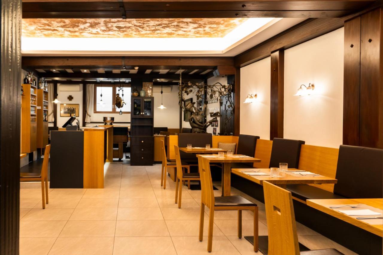 Feichter Hotel & Bistro Больцано Экстерьер фото